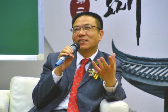 西南交通大学校长徐飞。