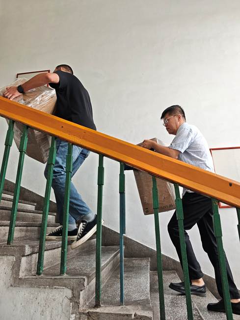 e4beac7b37bd49e3689f449c7933da18_